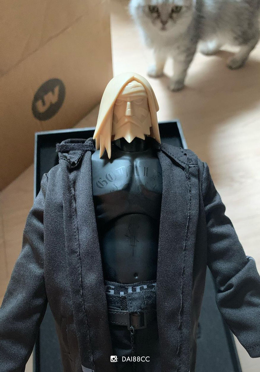 JC Raven Boxer